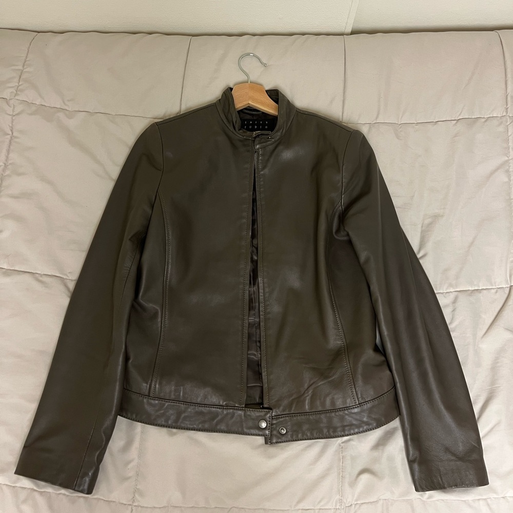 Women’s Leather Jacket
